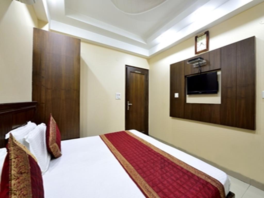 Hotel Gaylord International - New Delhi Nova Deli Exterior foto